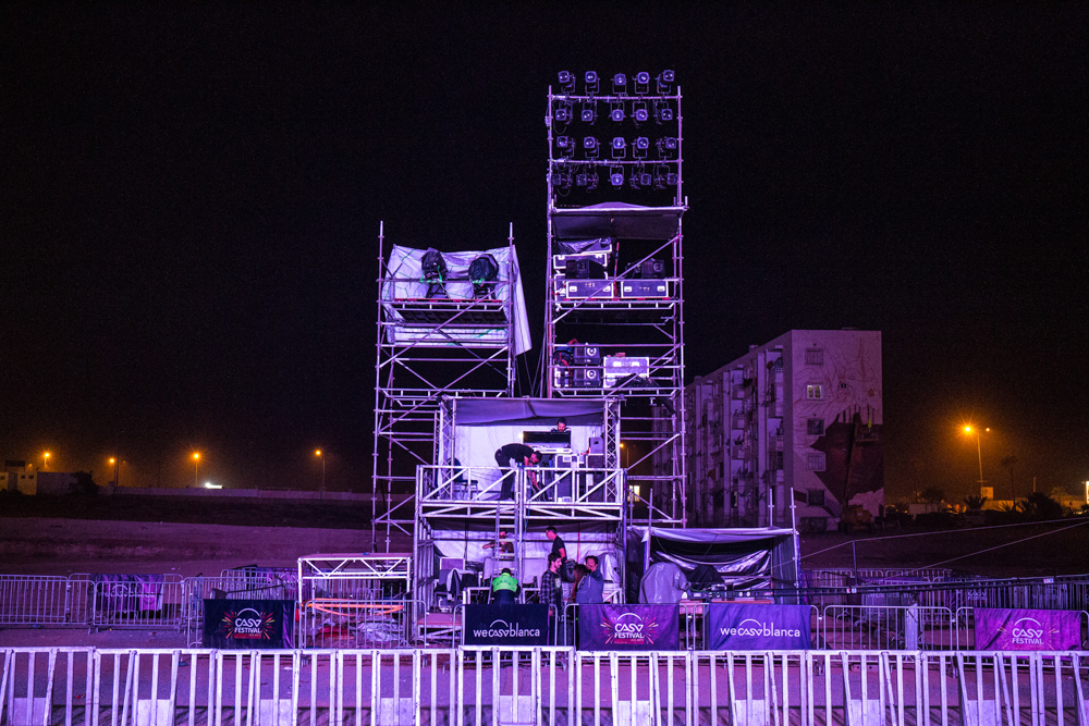 VANFRIENDS_videomapping_2-1