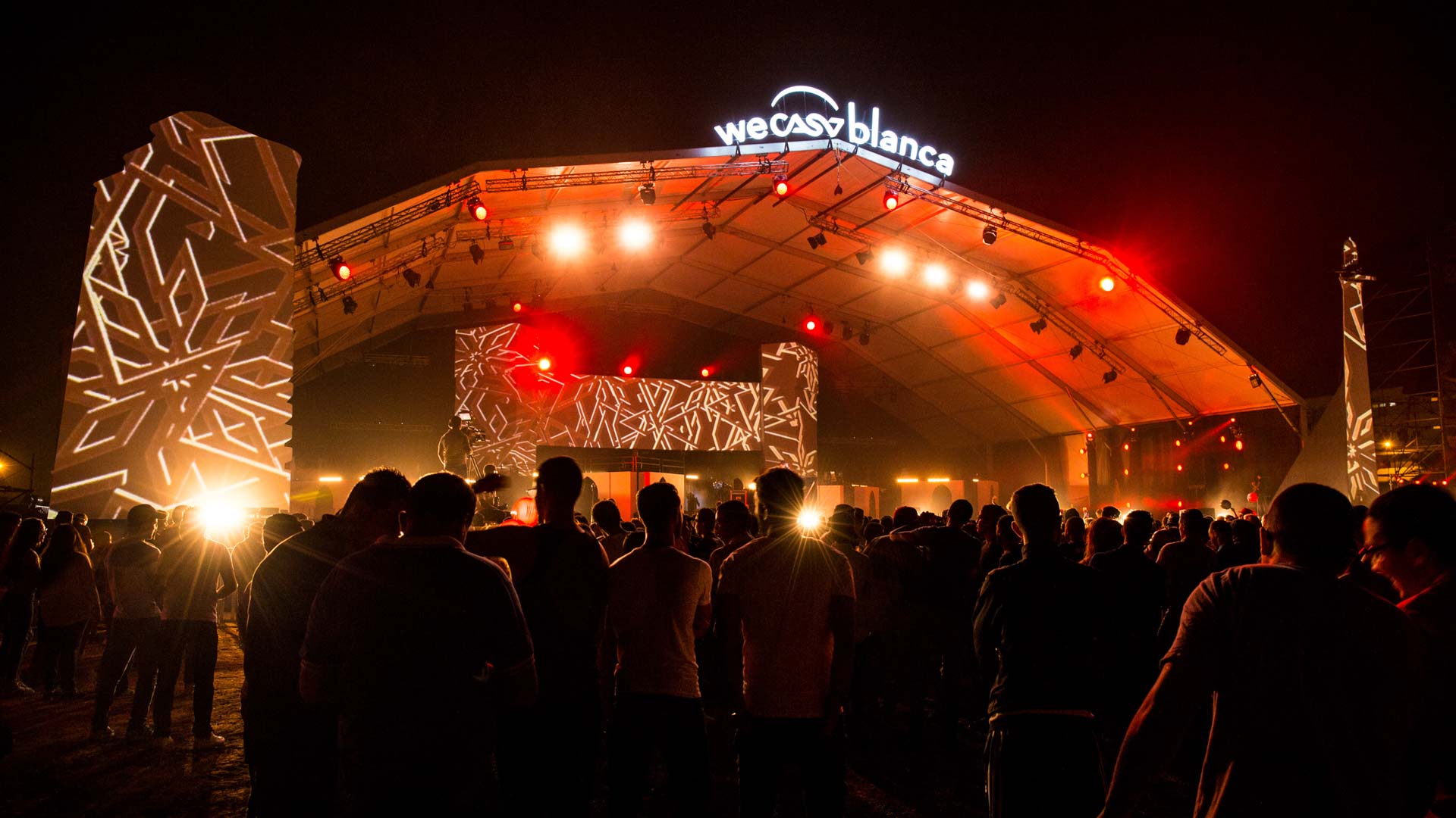 Van & Friend – Lighting Design